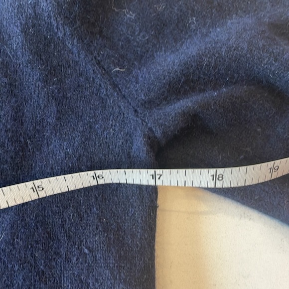 Navy cashmere tunic size small - Picture 5 of 6